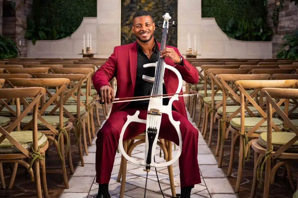 Cellist Dayron Fernandez