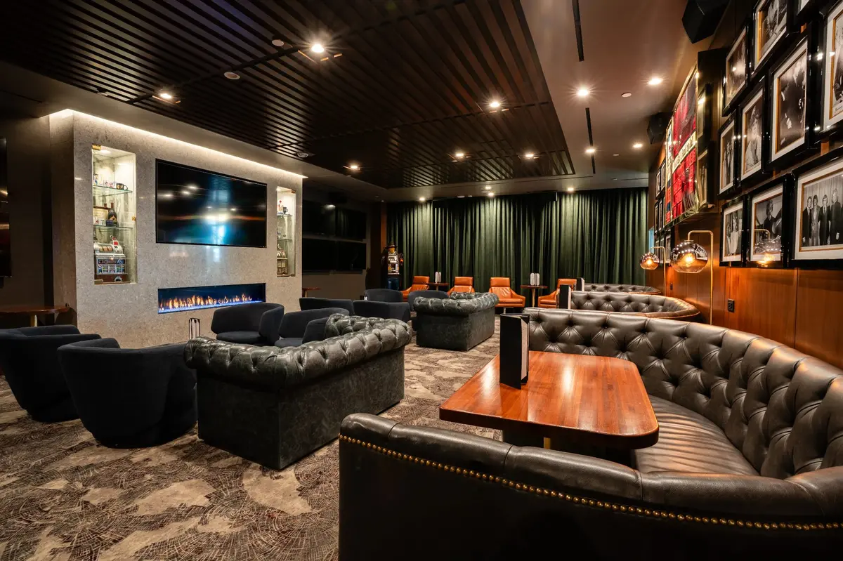 The Lounge